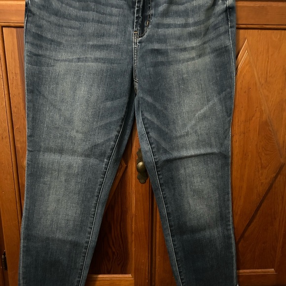 Judy Blue Dark Wash Ankle Jeans with Plaid Accents - Picture 5 of 6